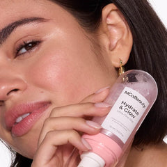 MCoBeauty brillos sutiles aportan resplandor al rostro y cuerpo.