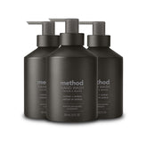 Method Jabon Manos Gel Vetiver Ámbar: botella de aluminio negro en primer plano.