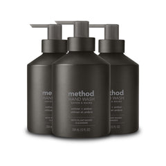 Method Jabon Manos Gel Vetiver Ámbar: botella de aluminio negro en primer plano.