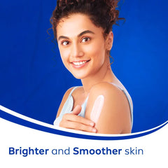 NIVEA loción corporal con dispensador práctico para uso diario.