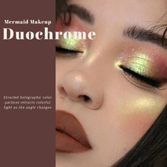 Noerrors sombra cremosa duocromo en oro-verde con acabado suave para aplicación con dedos.