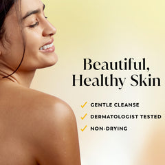 Textura cremosa de Olay para rostro y cuerpo durante la limpieza