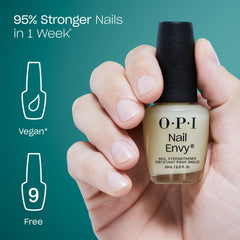 OPI Nail Envy: aplicación con pincel para fortalecer uñas día a día