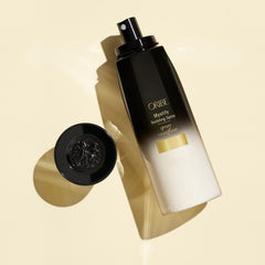 ORIBE Mystify Restyling Spray, aplicación en cabello, reactiva estilo y facilita el reestilo
