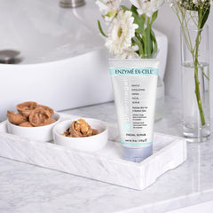 Pharmagel Enzima Ex-Cell, piel con brillo más radiante tras exfoliación suave.