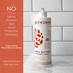 Purezero espuma densa en la ducha, muestra una limpieza suave y eficaz.