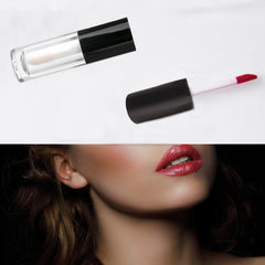 Qeuly brillo labial 6 ml con sello hermético para evitar fugas.