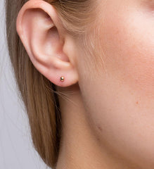 Aretes oro topes 3-4 mm de QWALIT para acabado elegante