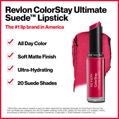 Aplicación suave de REVLON ColorStay Ultimate Suede con acabado aterciopelado.