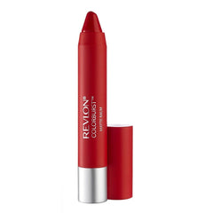 La barra labial REVLON Matte Balm Striking en primer plano, color intenso y acabado sedoso.