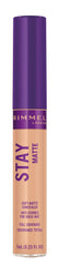 Rimmel Stay Matte Corrector 24h mantiene el brillo bajo control todo el día.