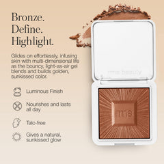 RMS Beauty Hydra Bronzer ofrece tono natural para un rubor suave.