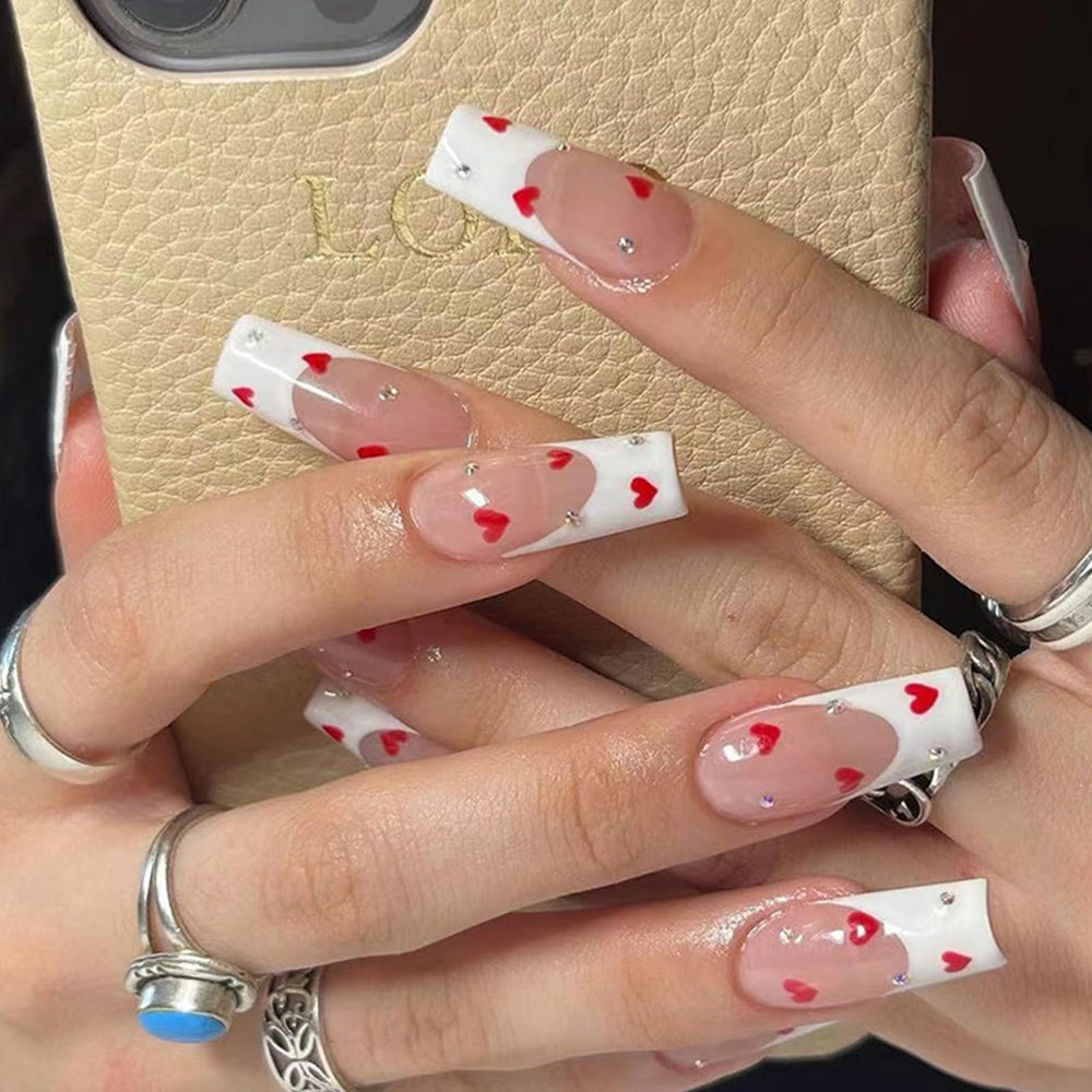 RUPOFUZA uñas pegables forma ataúd blanca, punta francesa y corazón rojo para ocasiones especiales.