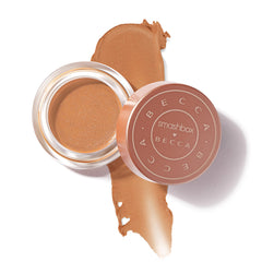 Smashbox x BECCA Corrector Ojos Brillo: ilumina la mirada y neutraliza ojeras oscuras.