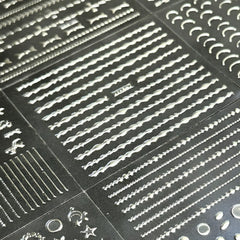 Splocudu nail-sticker 3D copo-nieve, toques festivos en uñas con brillo plateado.