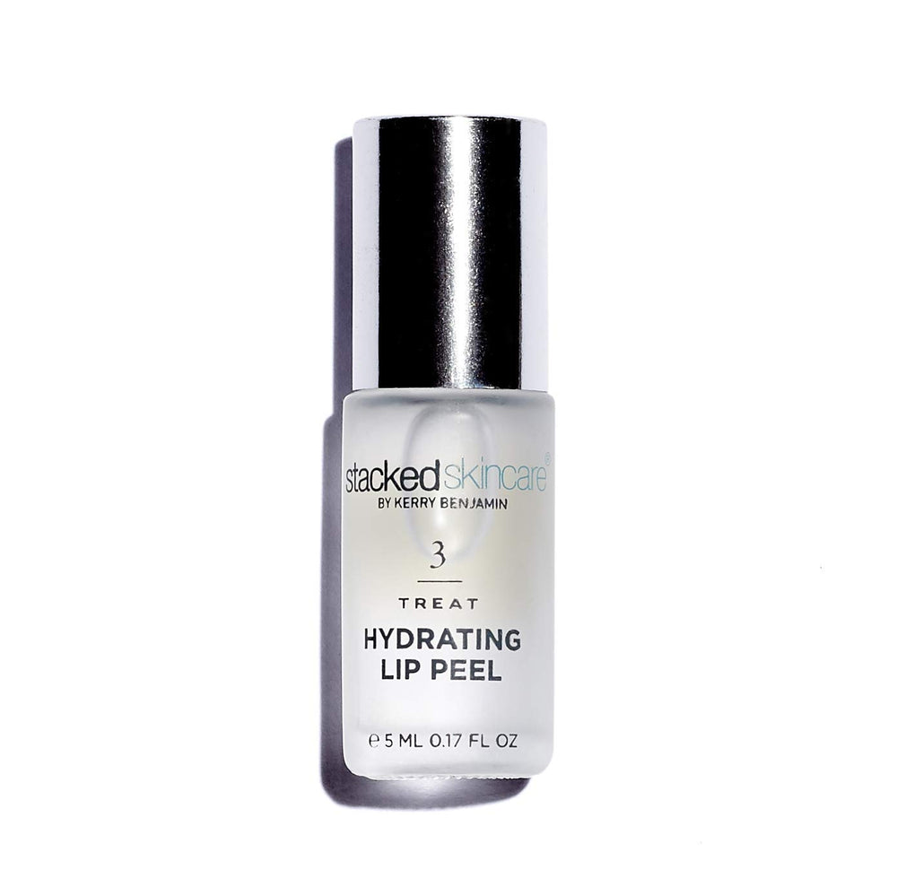 StackedSkincare exfoliante labial hidratante en botella, exfolia suavemente y humecta labios secos.