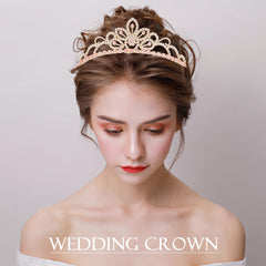 SuPoo diadema princesa rosa dorado, detalla brillo para un look de fiesta.