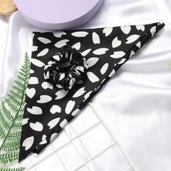 SUSULU Scrunchie lazo satinado blanco para peinado elegante y cómodo.