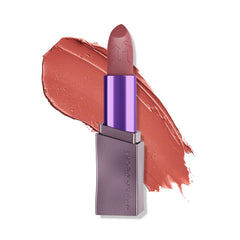 Labial Urban Decay Vice Hydrating tono Naked Rosa Nude, acabado crema.