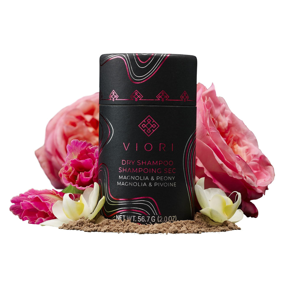 Viori polvo seco para cabello Magnolia Peonía en botella, refresca entre lavados.