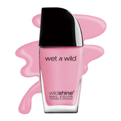 wet n wild Tickled Pink: botella de esmalte con acabado brillante para uñas.