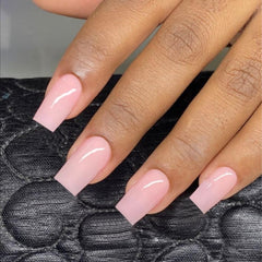 Xcreando uñas adhesivas rosadas, efecto natural para retoques rapidos.