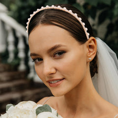 Diadema YISSION de perlas blancas para boda, look sofisticado.