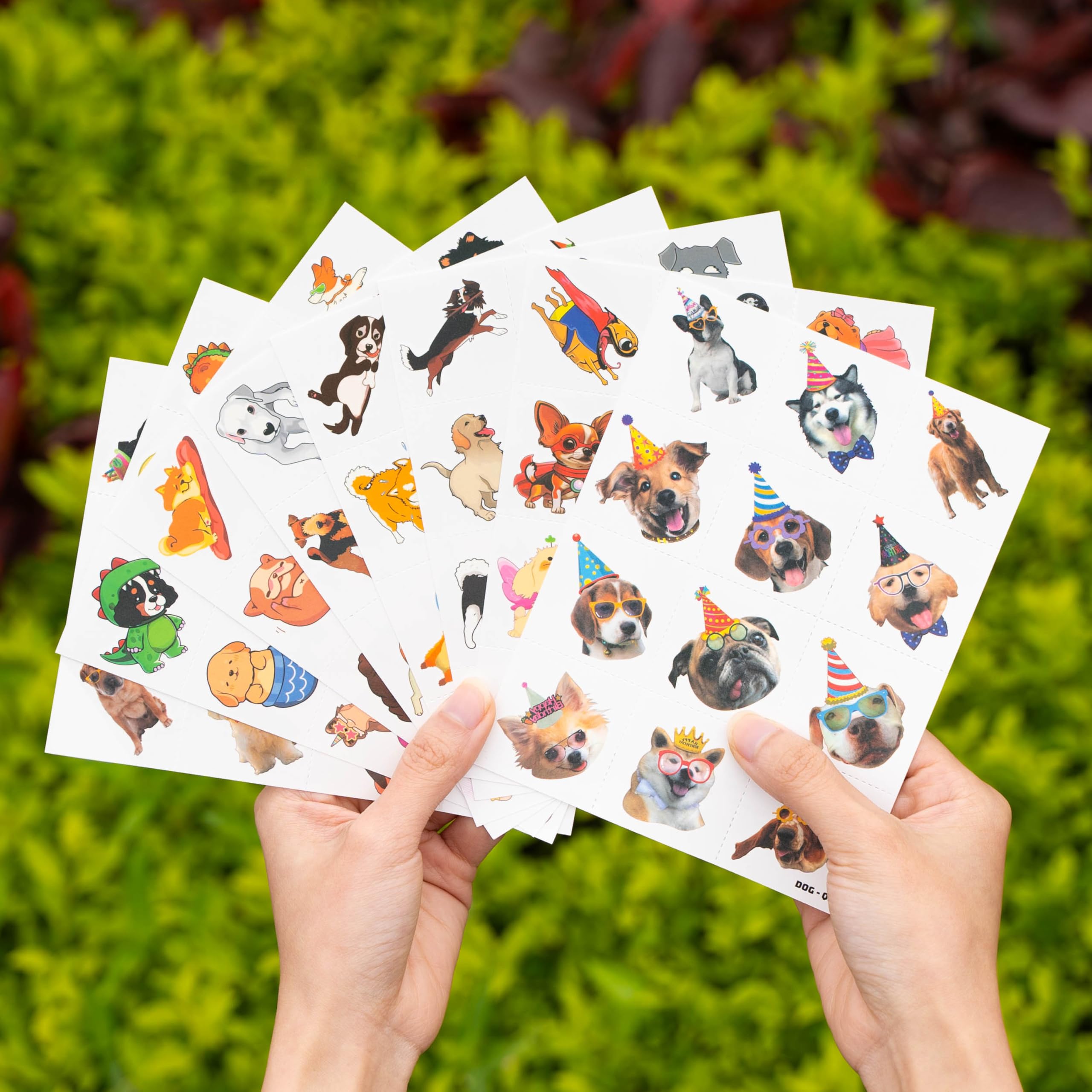 Colección de perros y huellas 91TATTOOS para decorar piel y objetos.