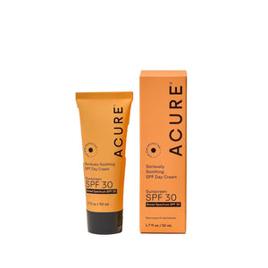 Acure FPS 30 crema facial en botella, lista para uso diario.