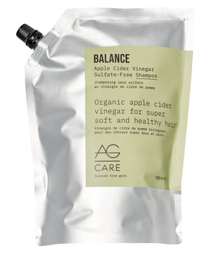 AG Care Balance champú sin sulfatos, botella lista para limpieza suave del cuero cabelludo.