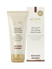 Textura cremosa de AHAVA Dermud al tacto, hidratación suave.
