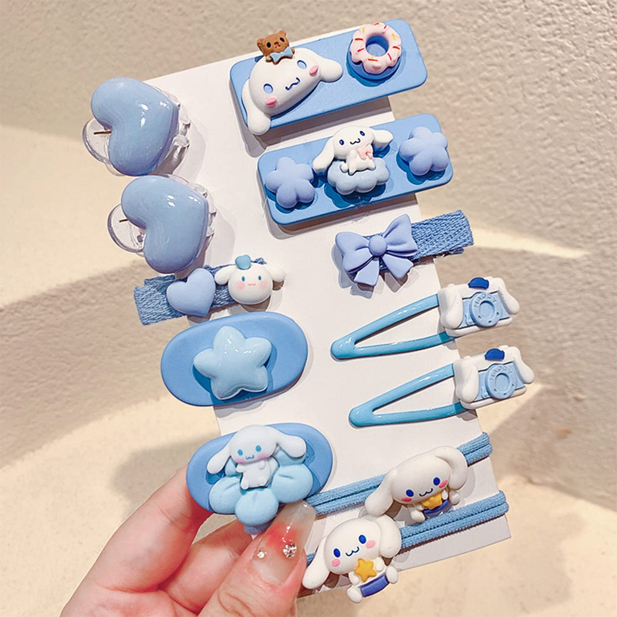 Akutoer clips kawaii perro azul, ideal para peinados divertidos.