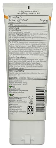 Aplicación diaria con Alba Botanica SPF 50 para piel suave.