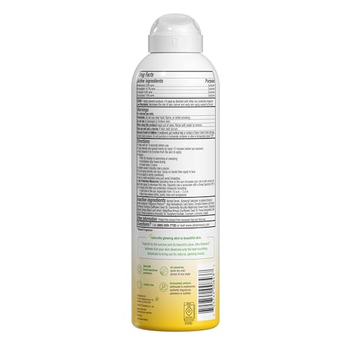 Alba Botanica aerosol ligero con aroma a coco para piel fresca.