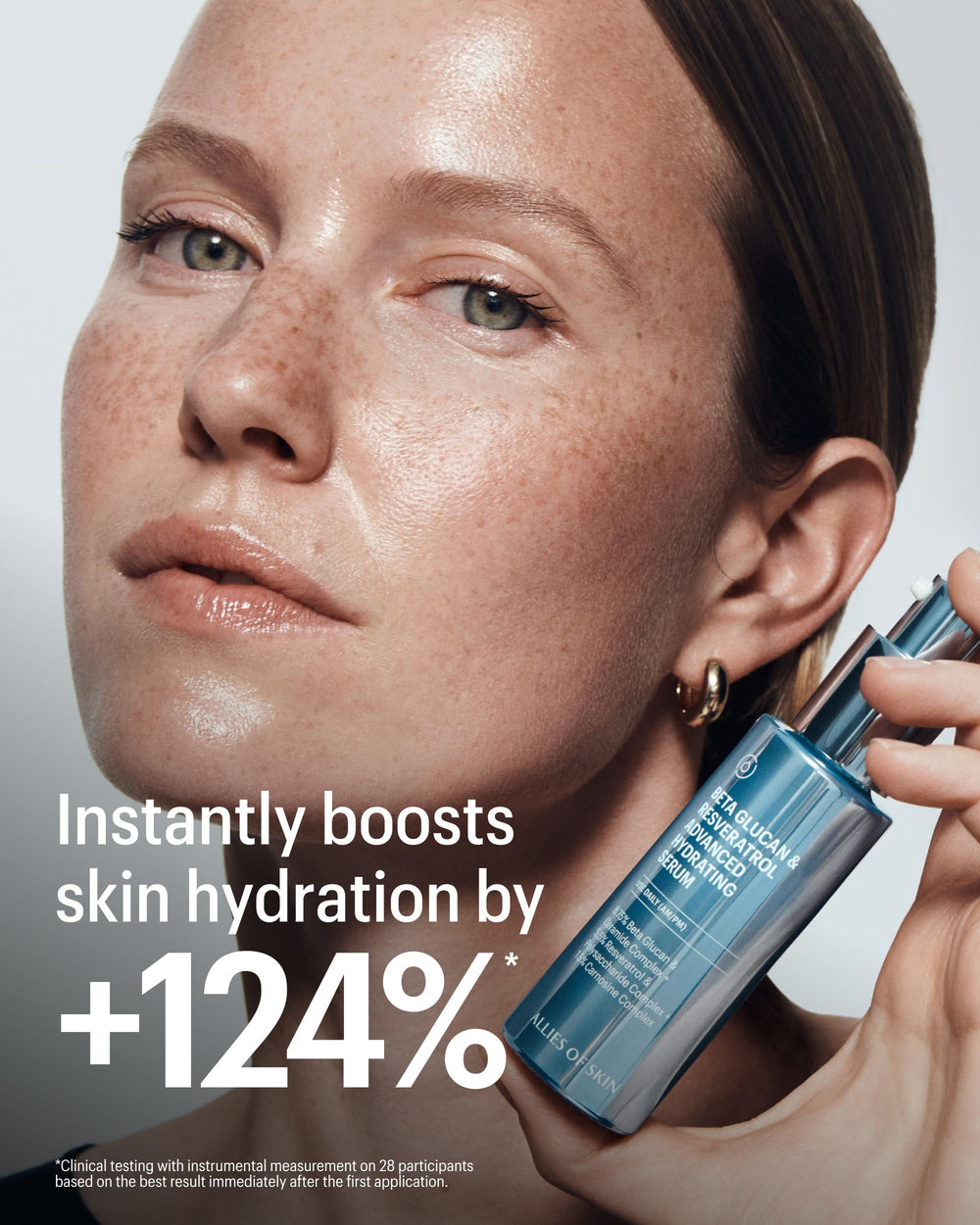 Allie s of Skin serum beta glucan-reservatrol, textura cremosa que suaviza líneas finas.