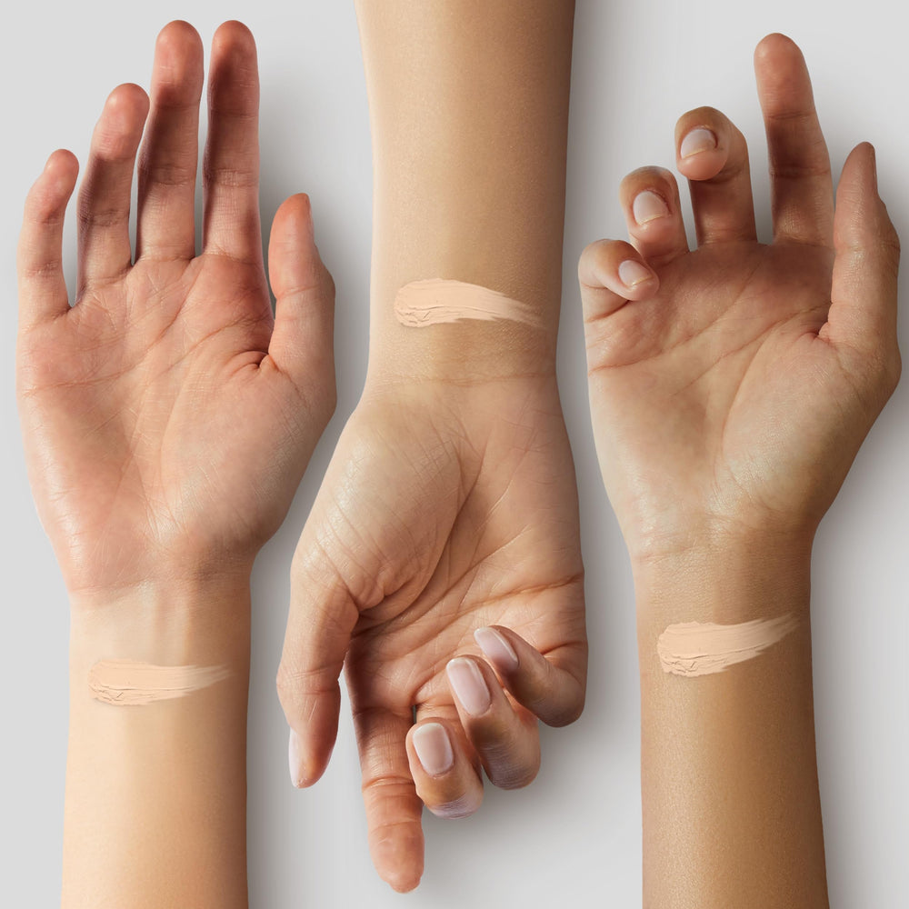 Almay Clear Complexion con prebióticos y aloe para barrera equilibrada