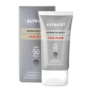 Altruist SPF50 fluido facial en botella, aplicación suave y ligera.