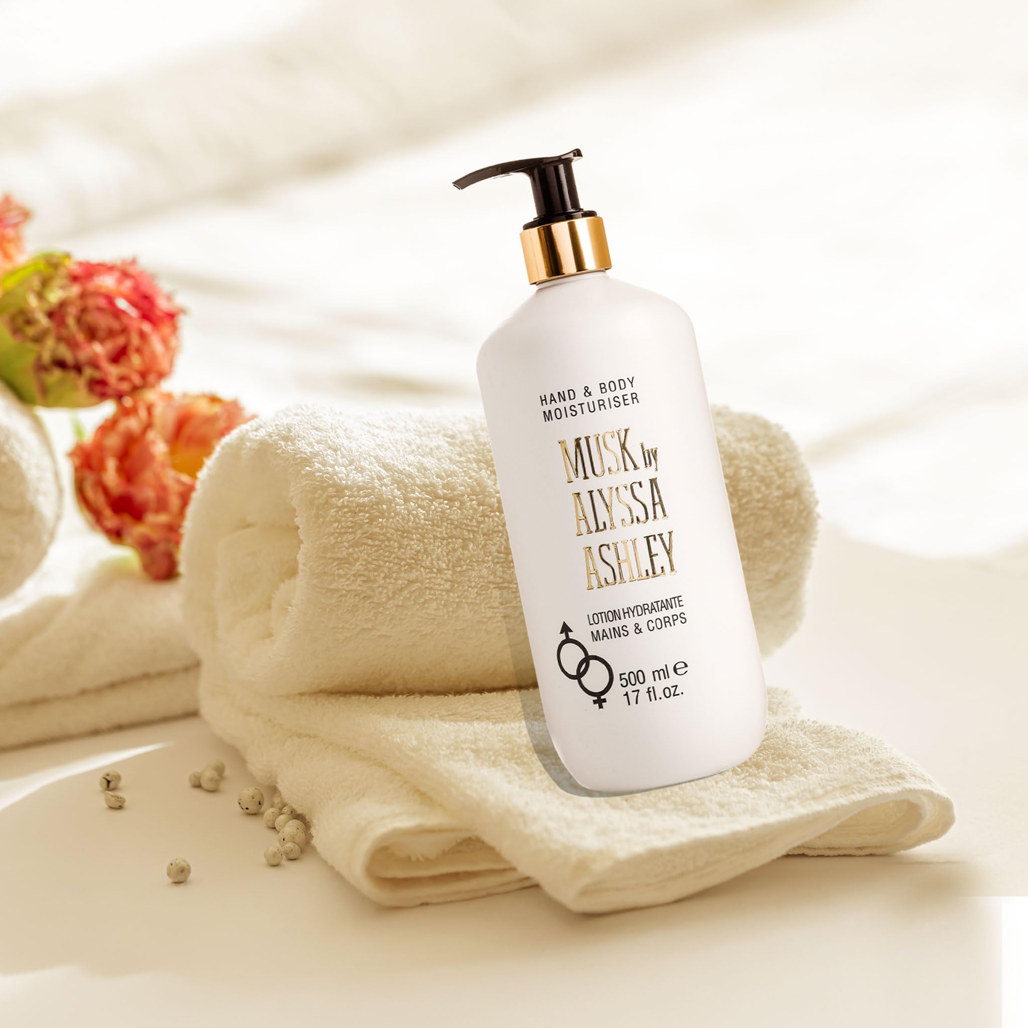 Musk H&B de Alyssa Ashley, aplicación en piel suave y fragancia envolvente.