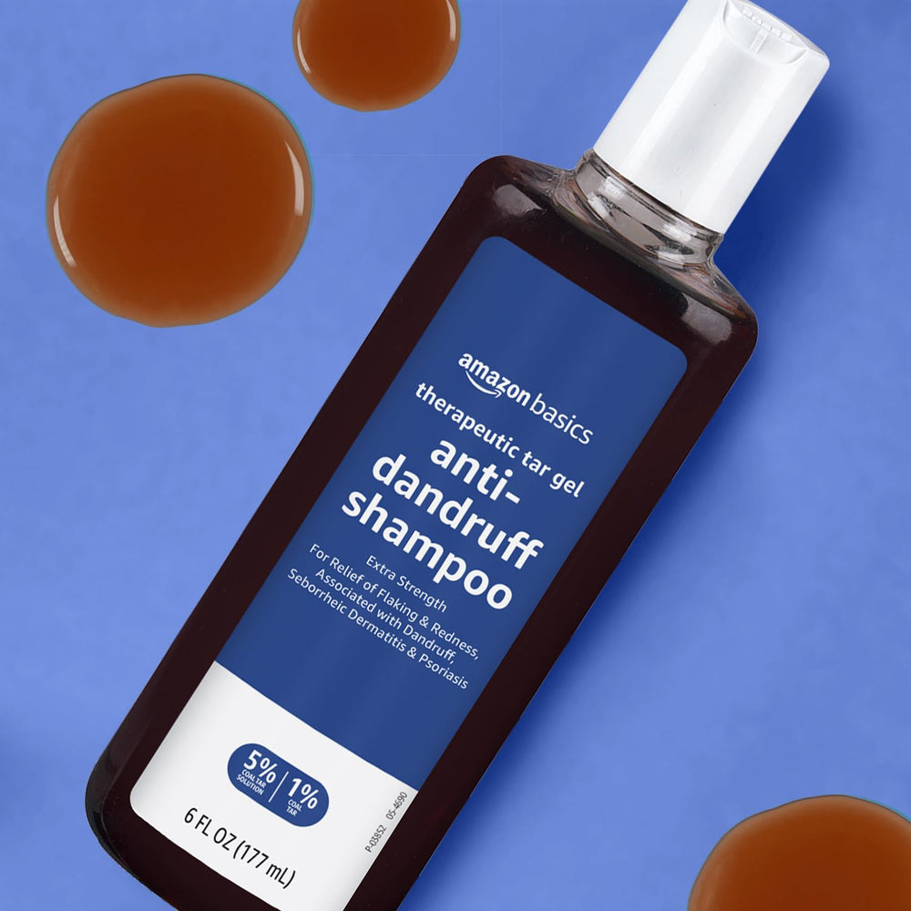 Champú Amazon Basics en la ducha con espuma lista para usar