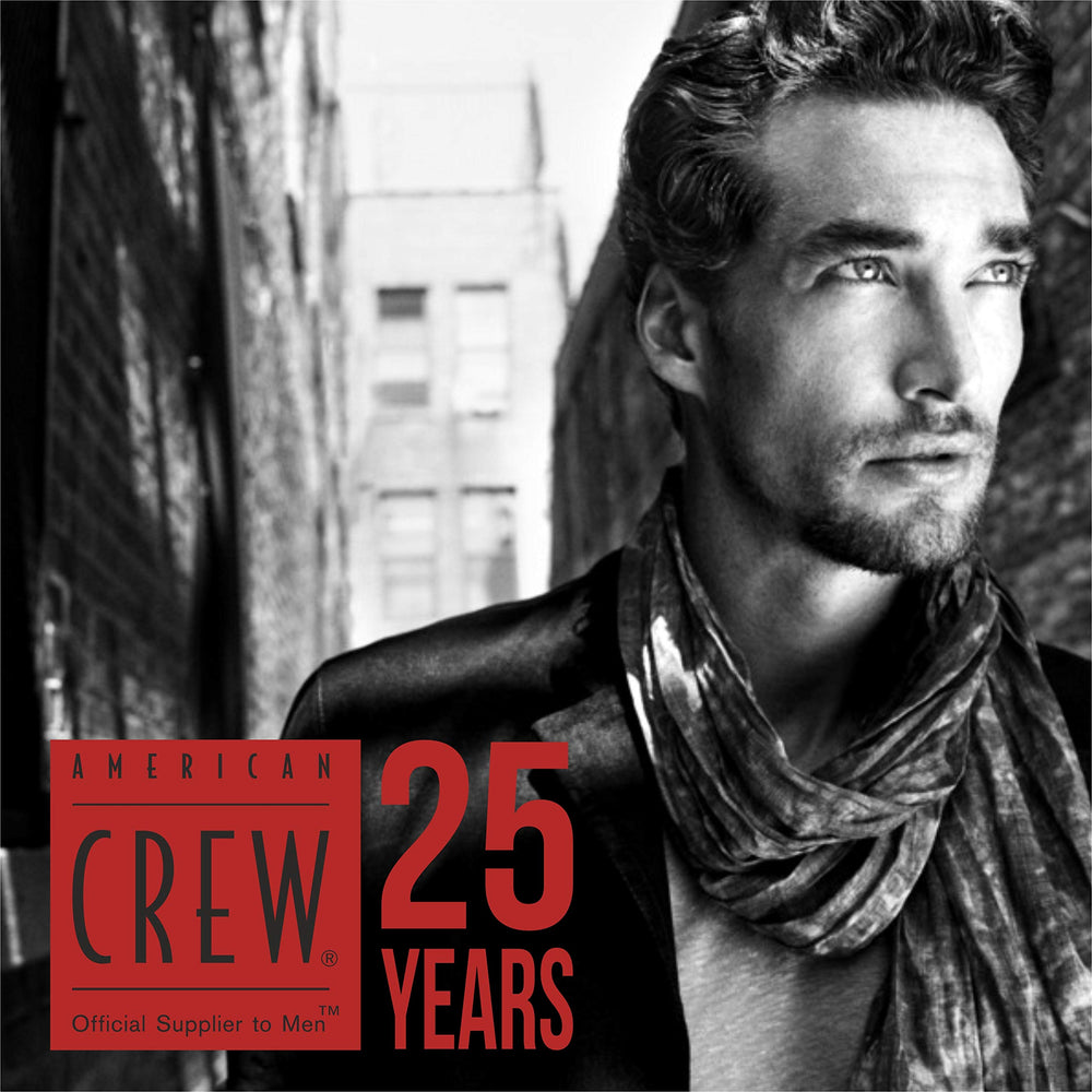 American Crew crema capilar, aplicación en cabello húmedo para favorecer el peinado con toalla