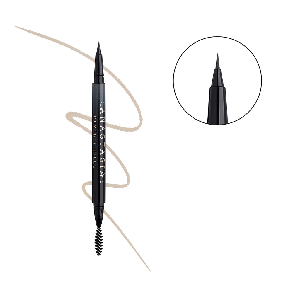 Anastasia MicroStroke Brow Pen Blonde, dibujo de cejas realista con aplicación suave.