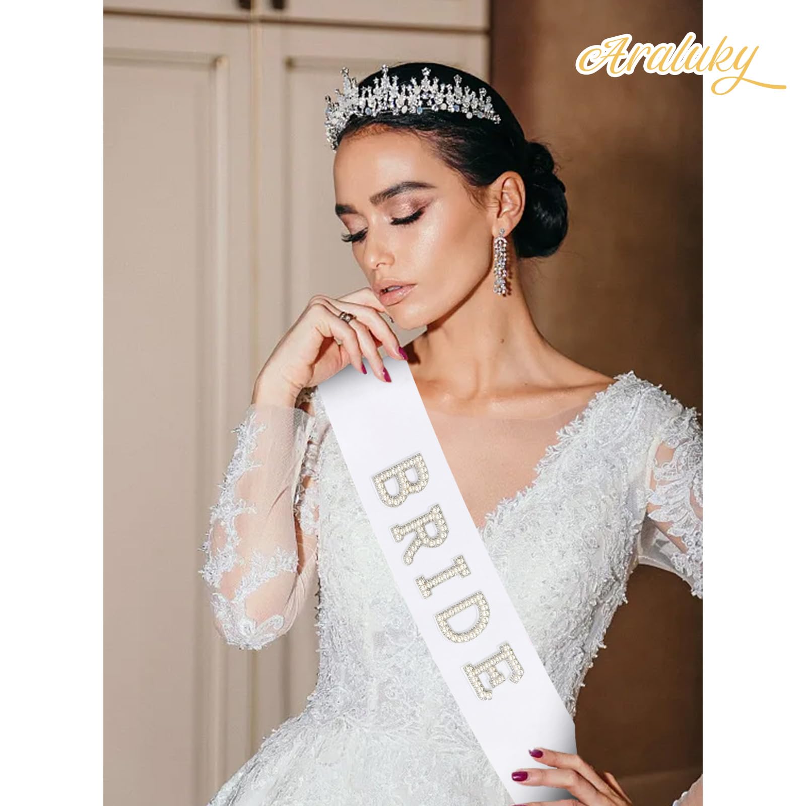 Araluky cinta de novia talla única, ajuste cómodo para cualquier figura.