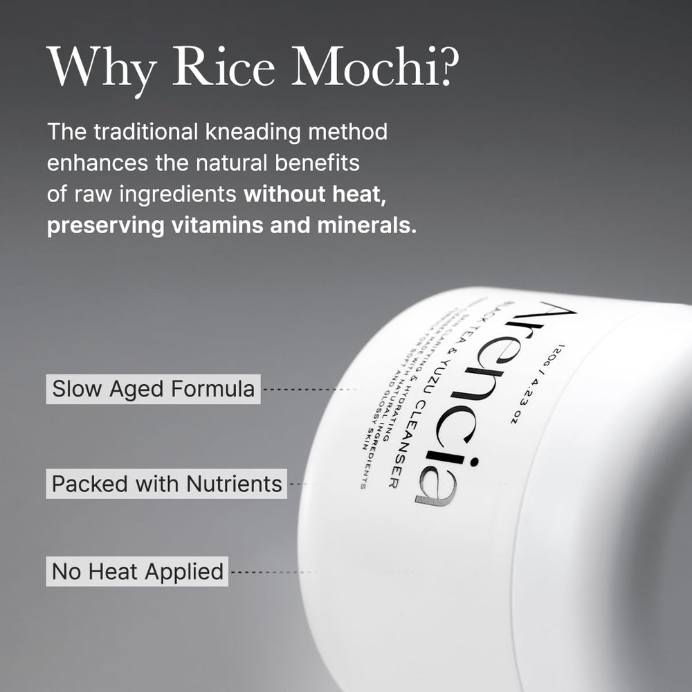 ARENCIA Mochi Limpiador en rutina facial diaria con sensación fresca.