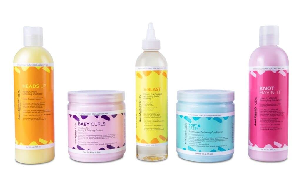 Aunt Jackie's Heads Up Shampoo, botella visible, facilita peinado suave para cabello infantil.