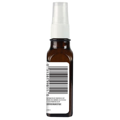 Aplicación suave de Aura Cacia rosa mosqueta como serum facial.