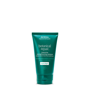 Aveda Botanical Repair Masque Light, botella visible, acondicionador ligero que suaviza y desenreda.