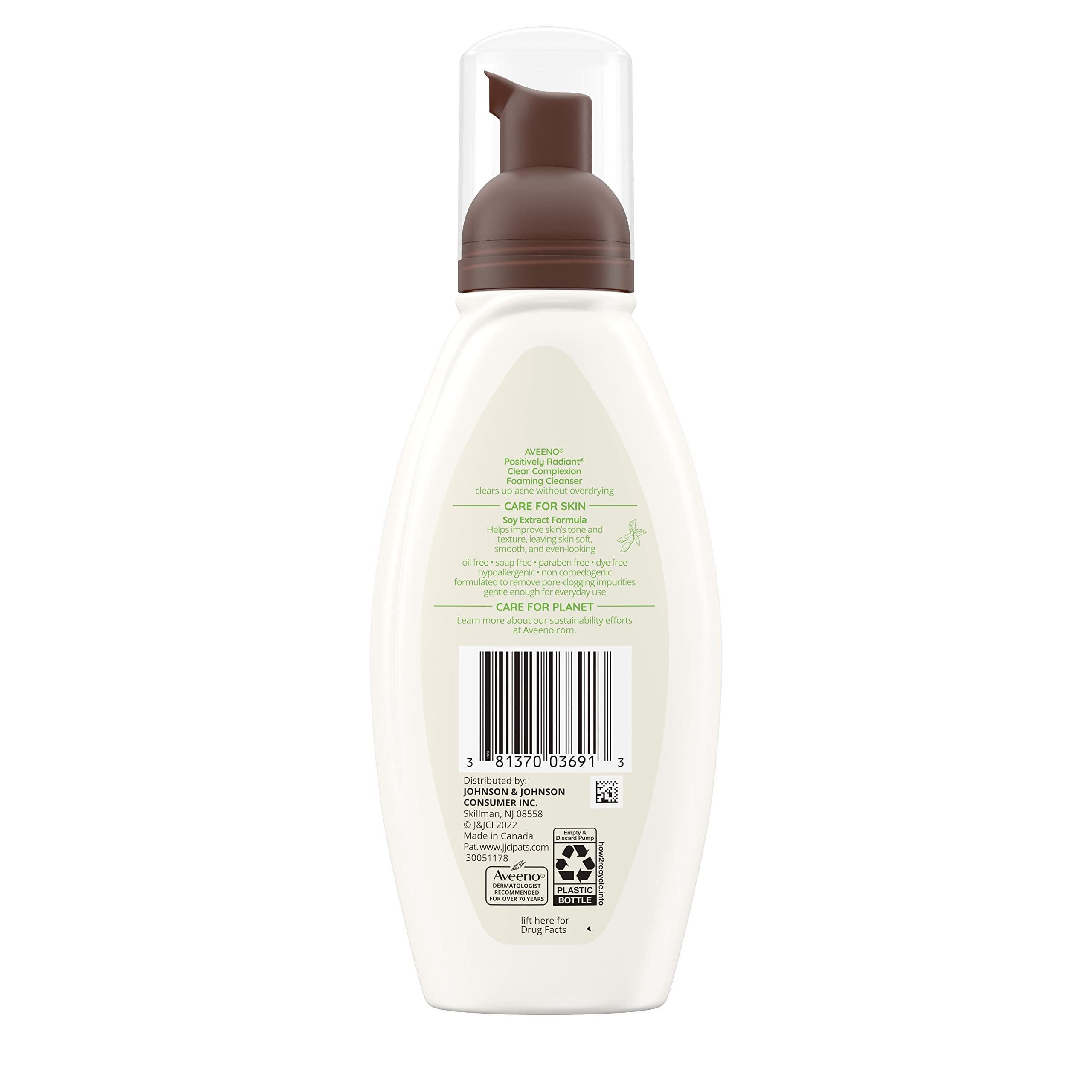 Aveeno logo en etiqueta inspira confianza en la rutina de limpieza.