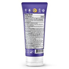 Badger protector solar mineral SPF 50, aplicación con la mano sobre la piel.