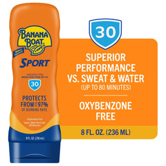 Banana Boat Sport Ultra Loción Solar SPF 30, aplicación en mano para uso rápido.