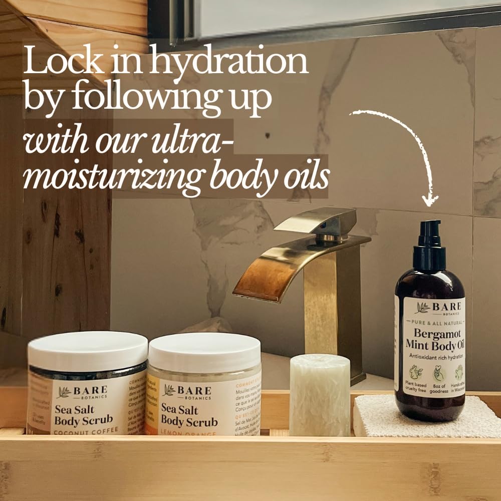 Sal del Himalaya exfolia la piel sin resecarla en Bare Botanics.